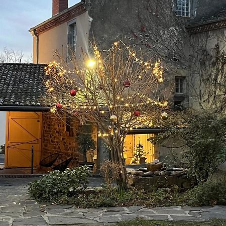 La Cour Carree Hotel Perrier ภายนอก รูปภาพ
