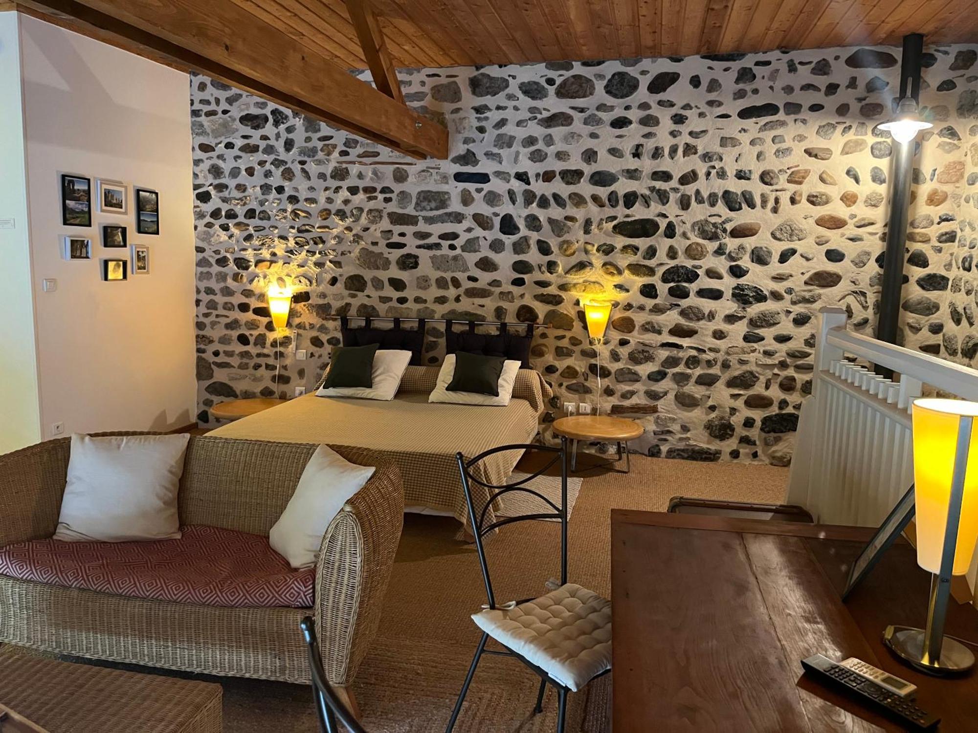 La Cour Carree Hotel Perrier ภายนอก รูปภาพ